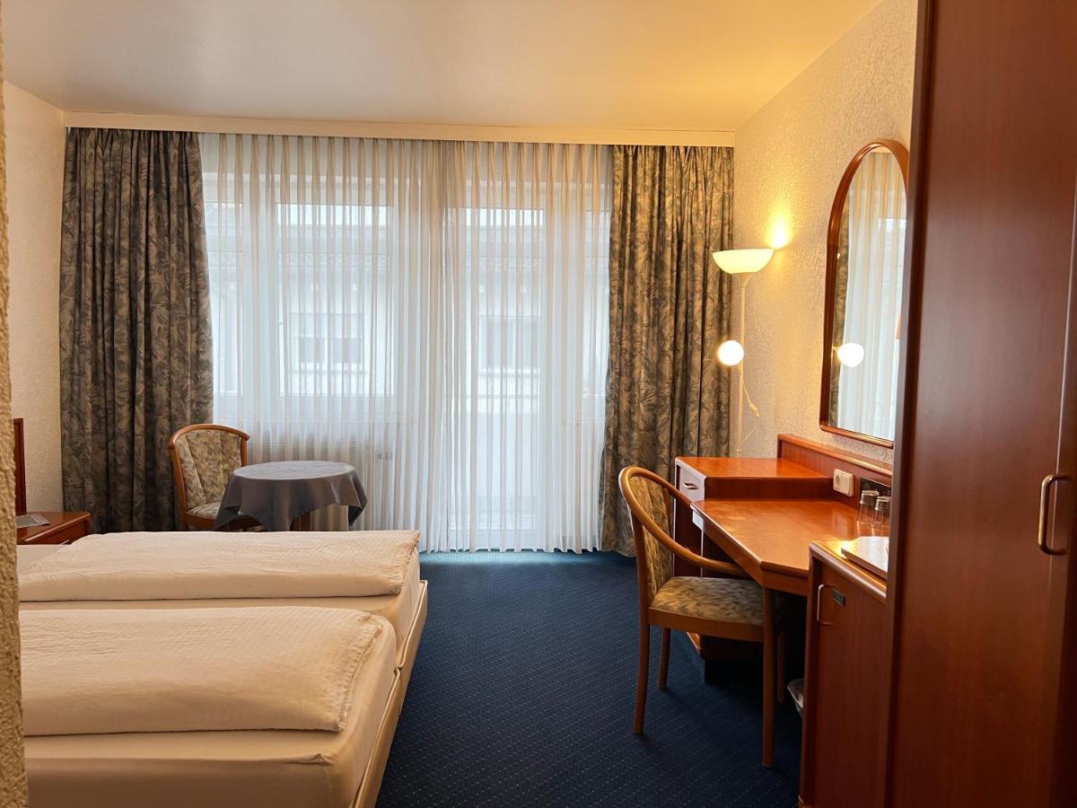 Hotel Weller Kahl am Main Exterior foto